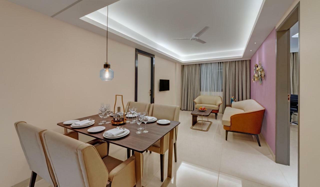 Hotel The Fern Residency Karād Extérieur photo